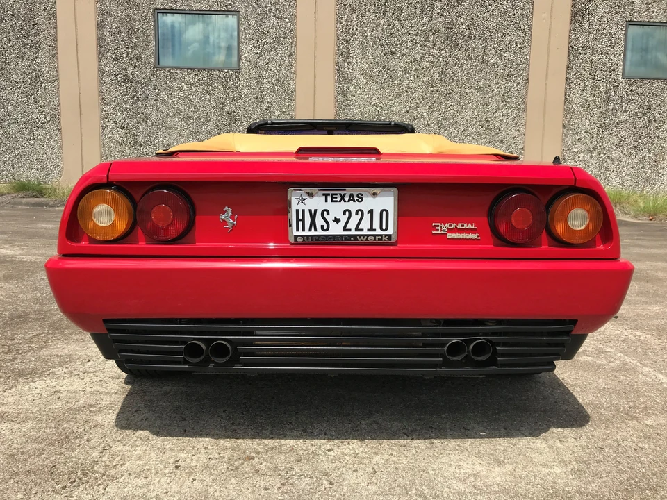 1987 Ferrari Mondial 3.2 - Image 16 of 31