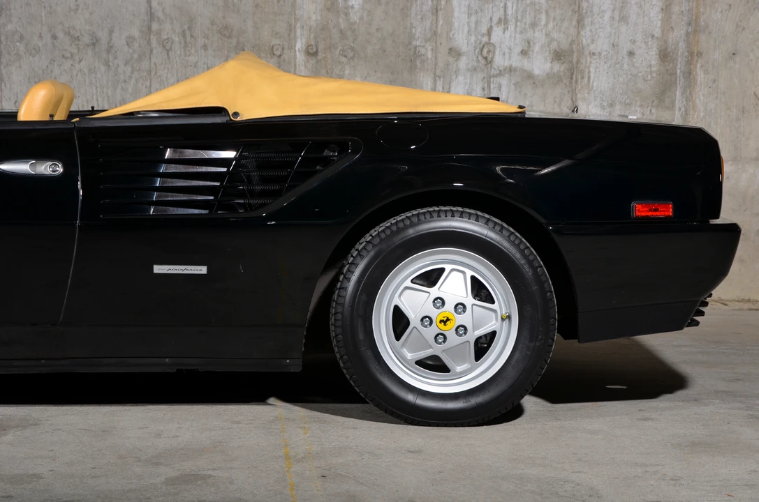 1987 Ferrari Mondial 3.2 - Image 23 of 31