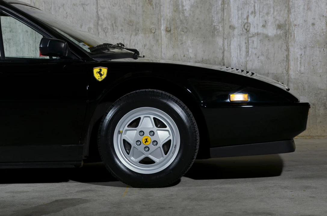 1987 Ferrari Mondial 3.2 - Image 27 of 31