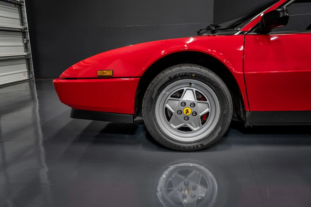 1987 Ferrari Mondial 3.2 - Image 28 of 31
