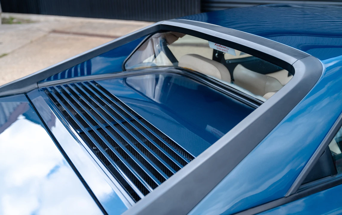 1987 Ferrari Mondial 3.2 - Image 20 of 23