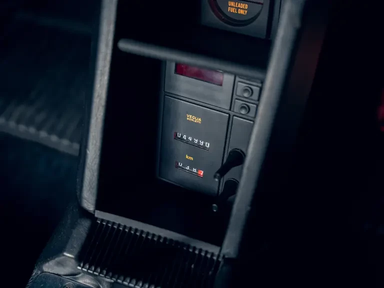 1987 Ferrari Testarossa - Image 13 of 31