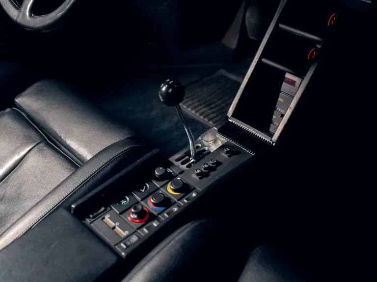 1987 Ferrari Testarossa - Image 11 of 31