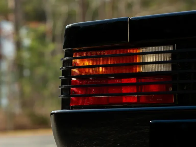 1987 Ferrari Testarossa - Image 25 of 31