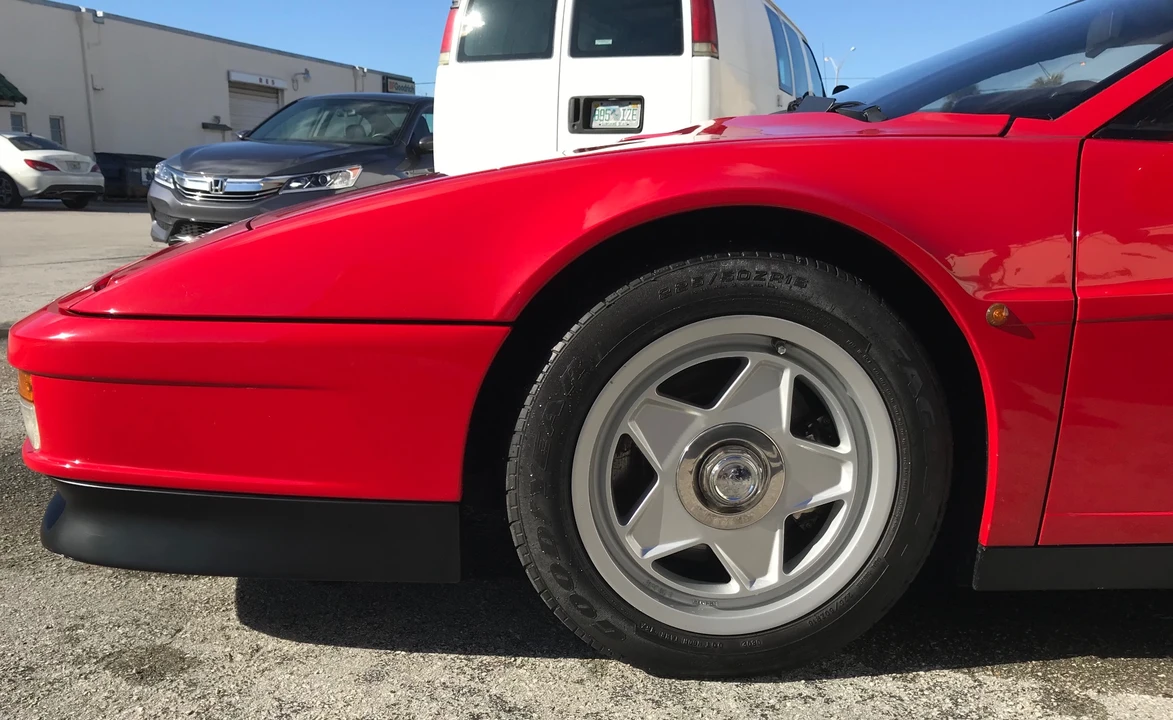 1987 Ferrari Testarossa - Image 26 of 31