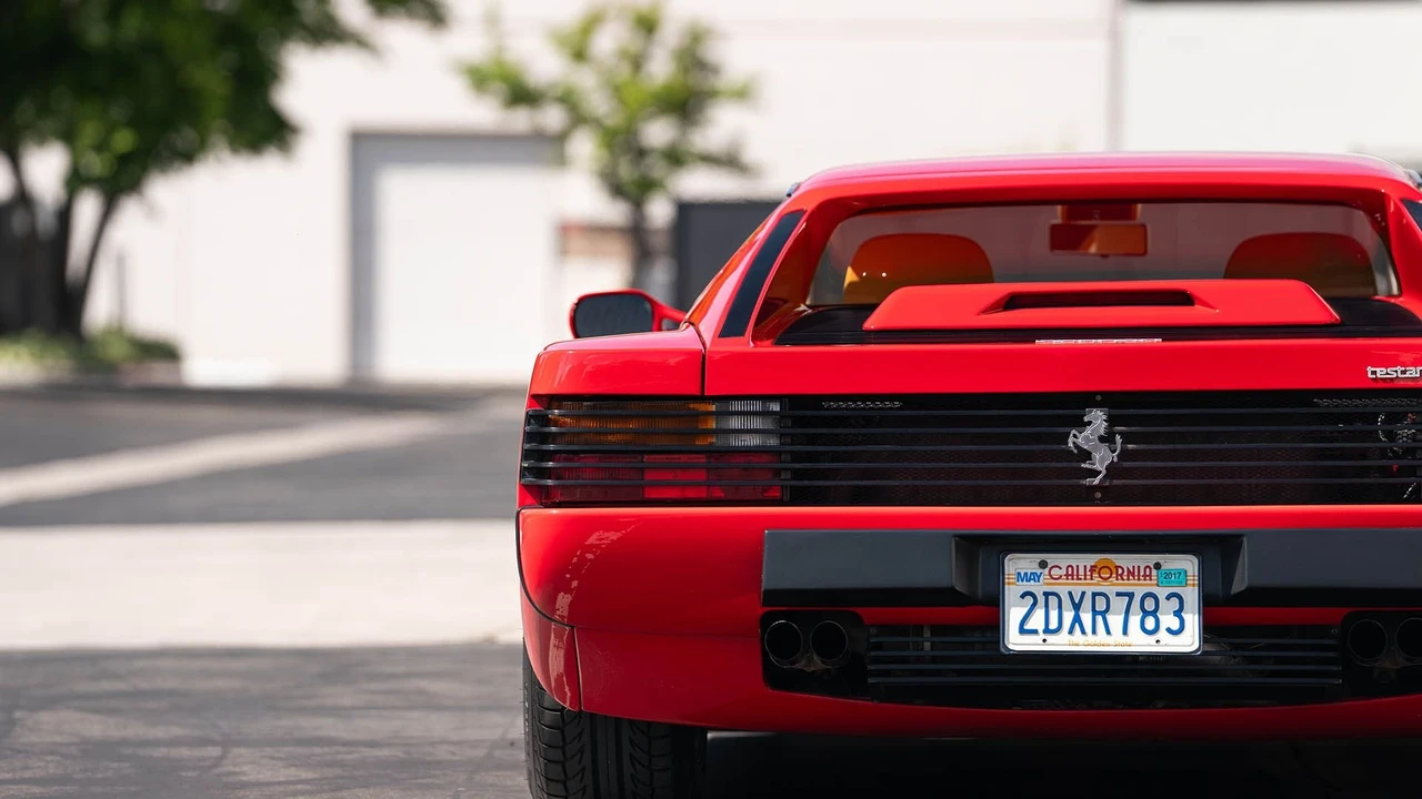 1987 Ferrari Testarossa - Image 12 of 31