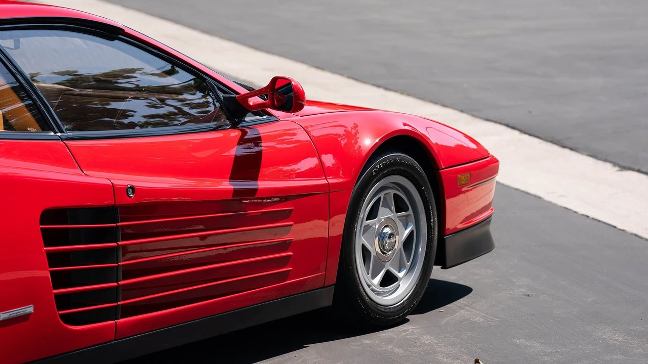 1987 Ferrari Testarossa - Image 2 of 31