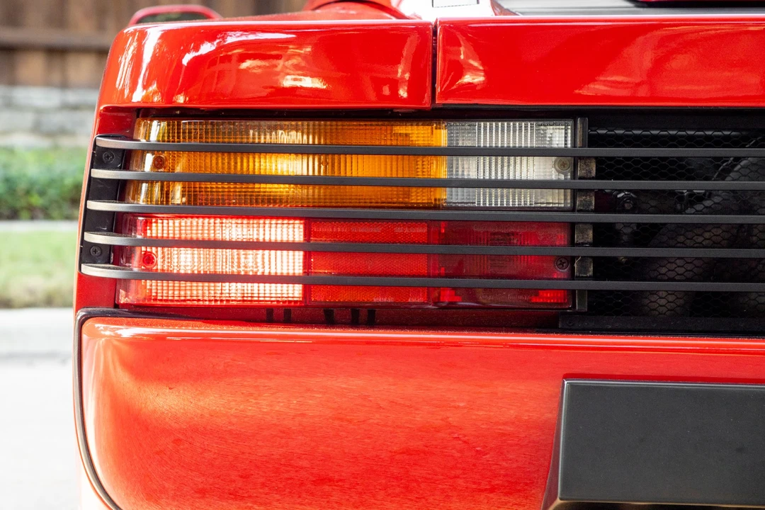1987 Ferrari Testarossa - Image 27 of 31
