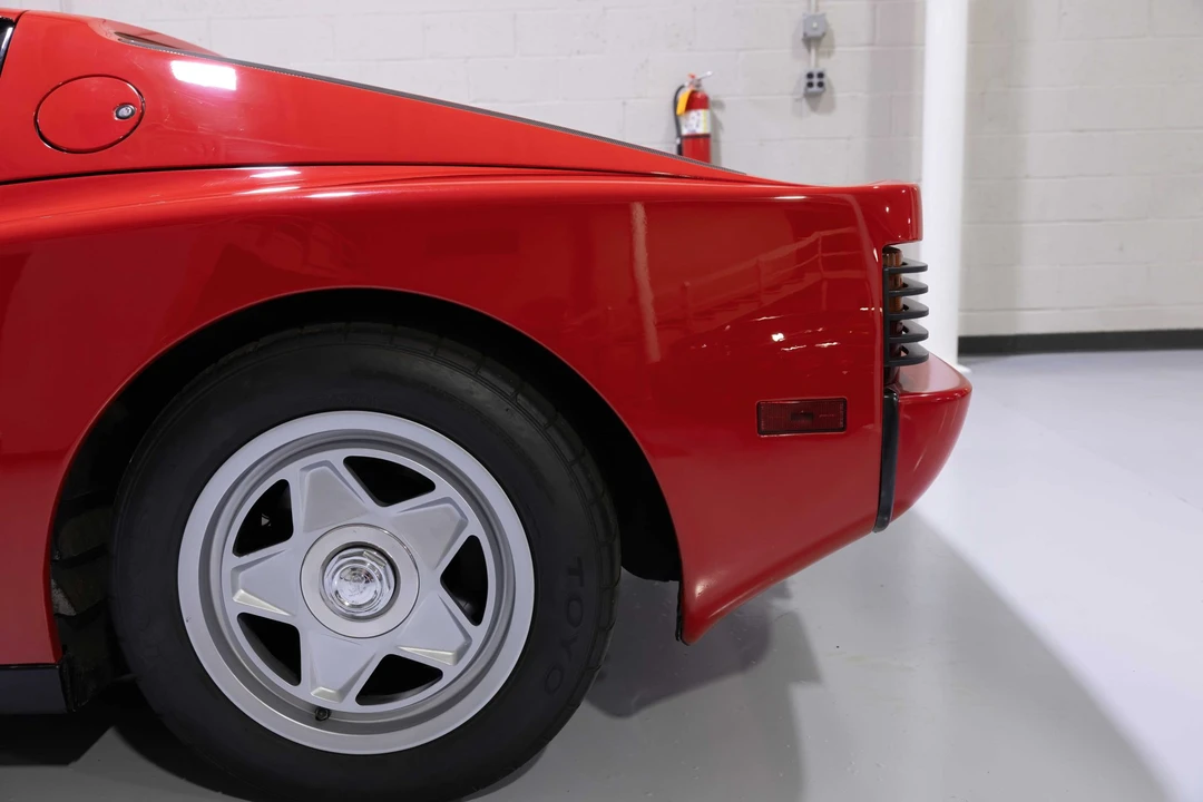 1987 Ferrari Testarossa - Image 17 of 31