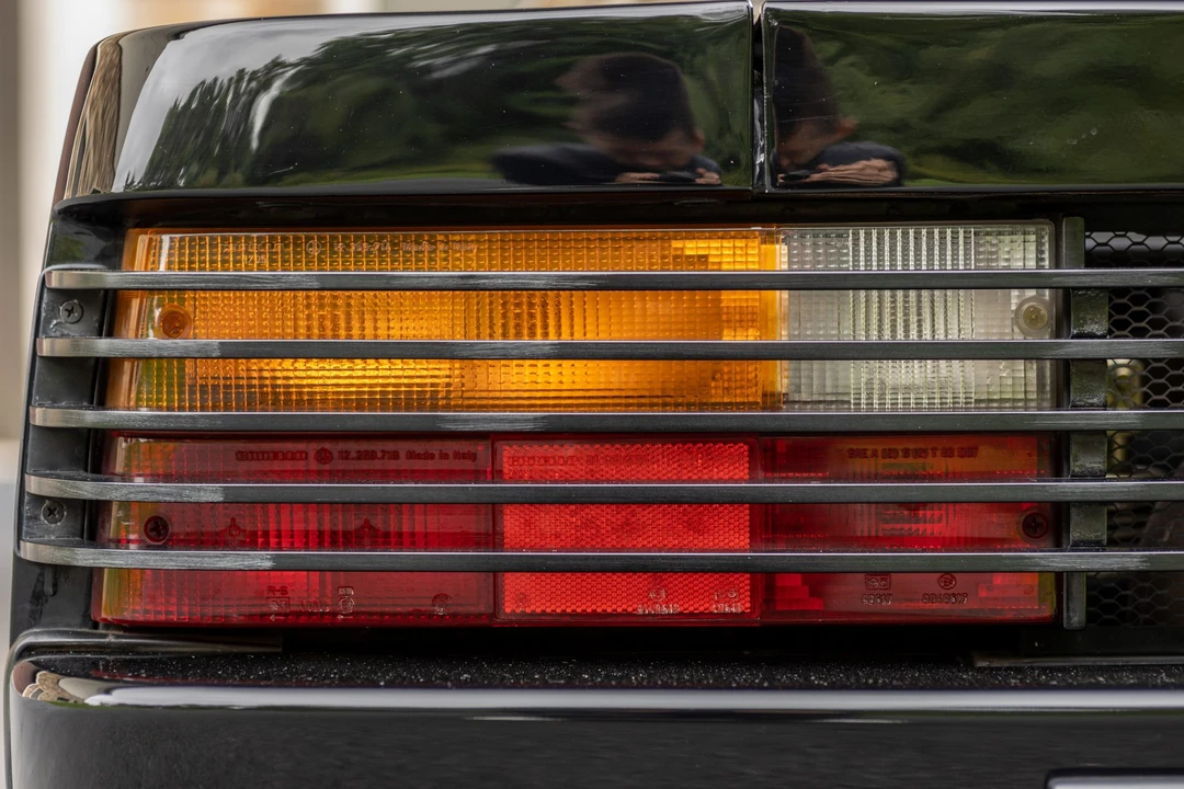 1987 Ferrari Testarossa - Image 30 of 31