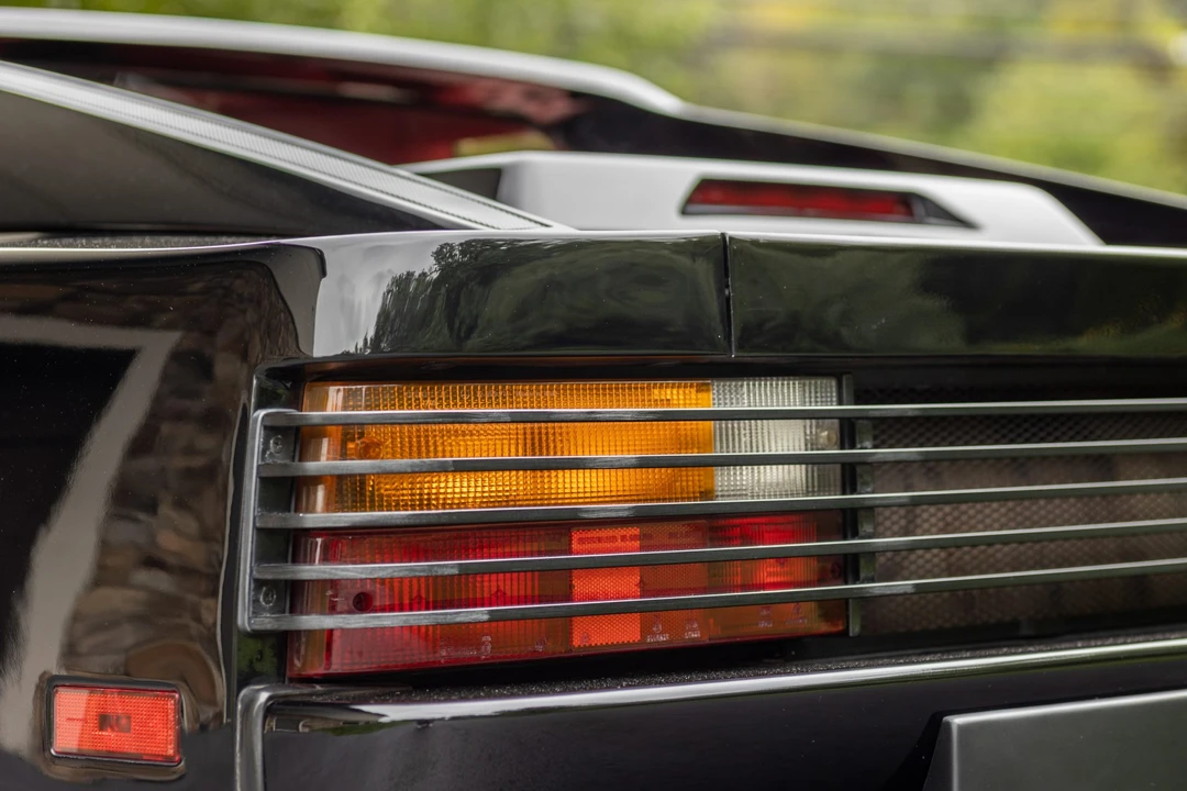 1987 Ferrari Testarossa - Image 29 of 31