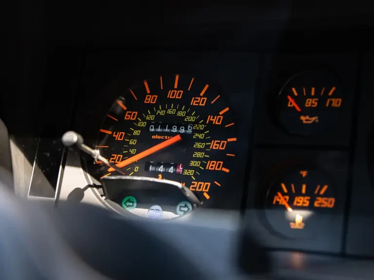 1987 Ferrari Testarossa - Image 15 of 31