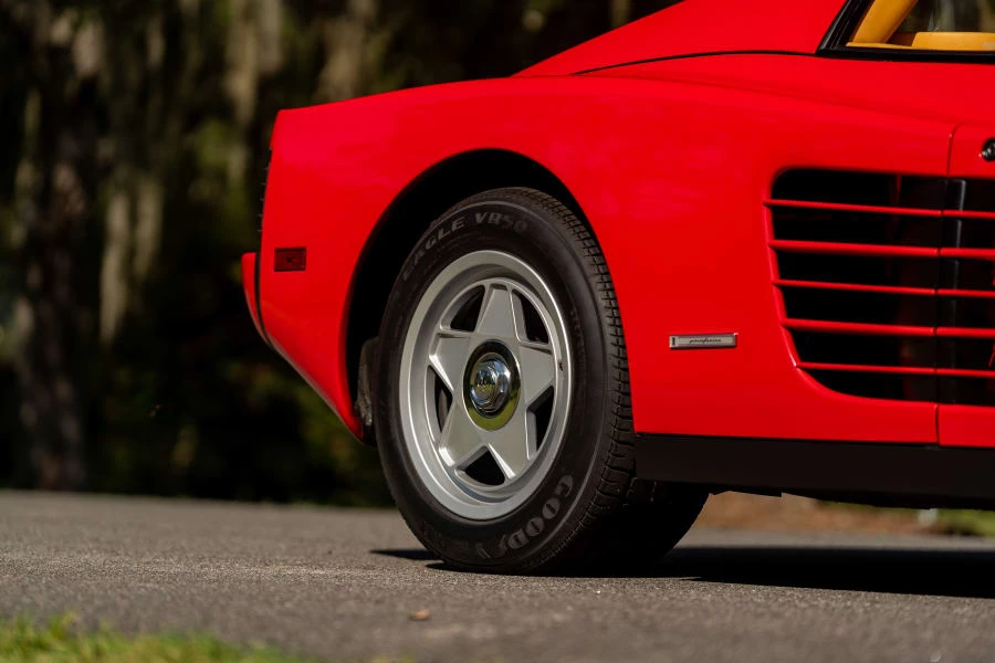 1987 Ferrari Testarossa - Image 27 of 31