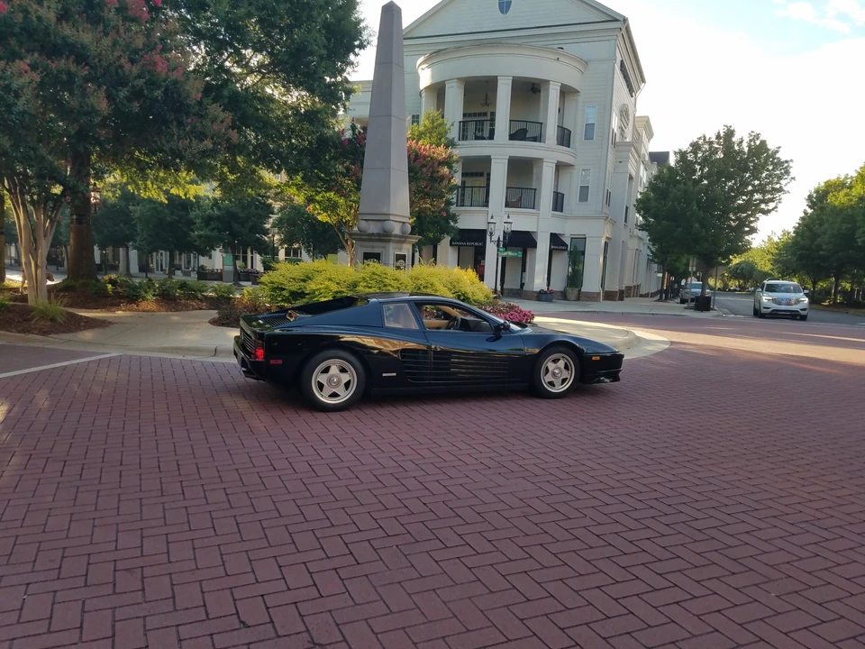 1987 Ferrari Testarossa - Image 9 of 31