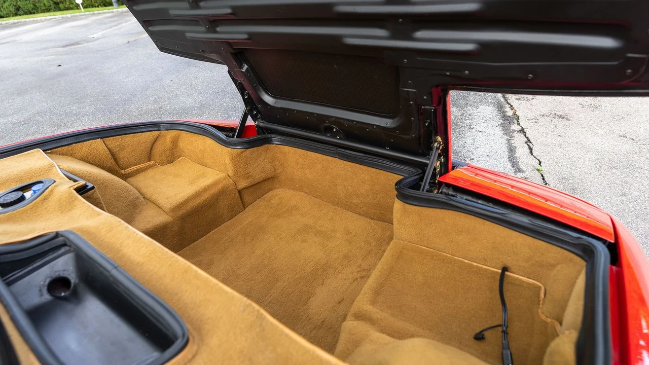 1987 Ferrari Testarossa - Image 7 of 31