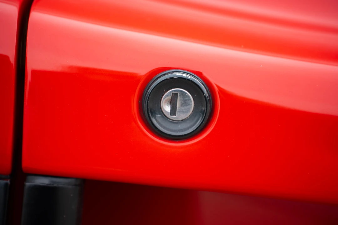 1987 Ferrari Testarossa - Image 18 of 31