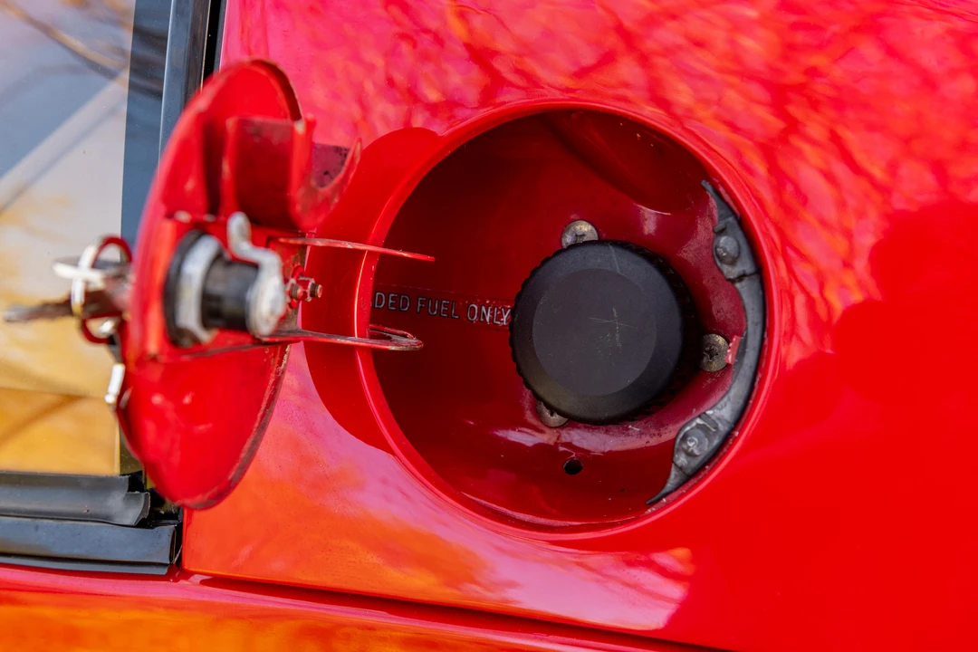 1987 Ferrari Testarossa - Image 24 of 31