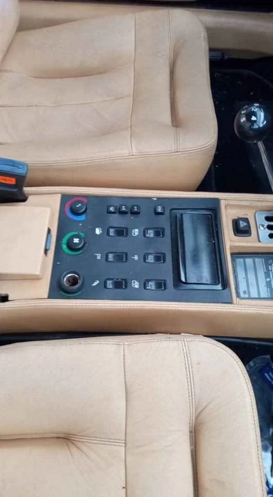 1987 Ferrari Mondial 3.2 - Image 2 of 13