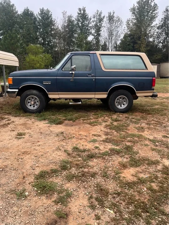 1987 Ford Bronco 4th Gen - Image 2 of 6