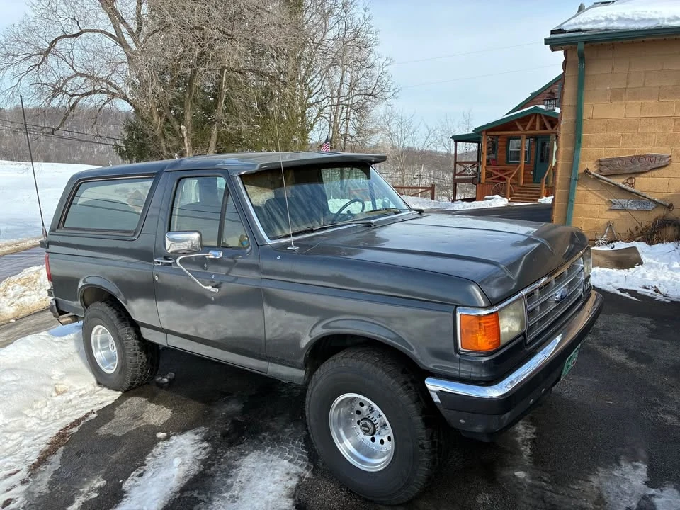 1987 Ford Bronco 4th Gen - Image 2 of 5