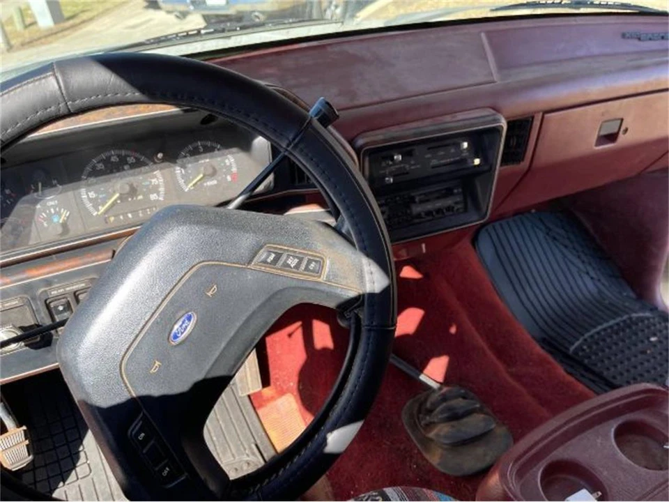 1987 Ford Bronco 4th Gen - Image 3 of 13