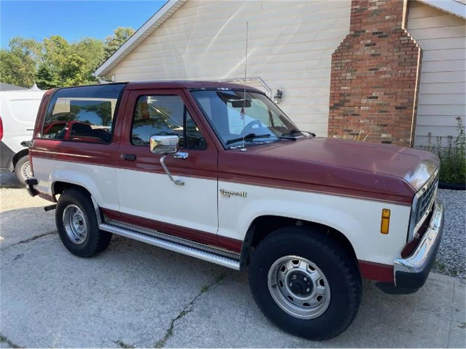 1987 Ford Bronco 4th Gen - Image 3 of 18
