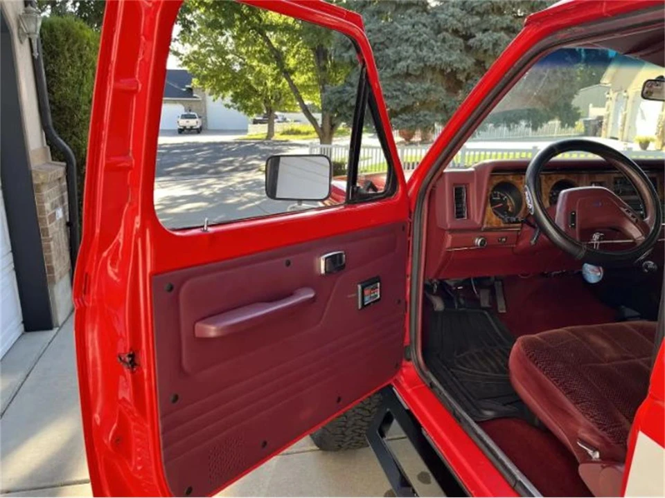 1987 Ford Bronco 4th Gen - Image 10 of 12