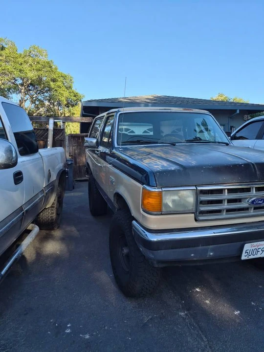 1987 Ford Bronco 4th Gen - Image 2 of 7