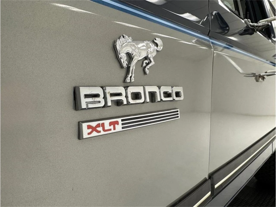 1987 Ford Bronco 4th Gen - Image 12 of 31