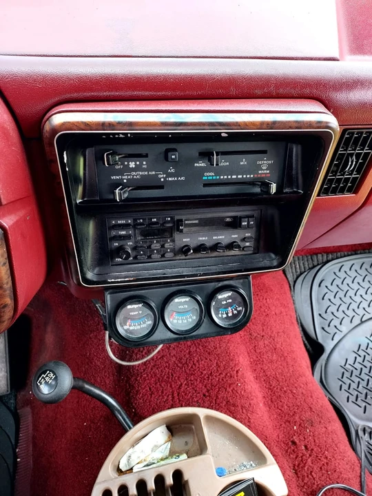 1987 Ford Bronco 4th Gen - Image 4 of 5