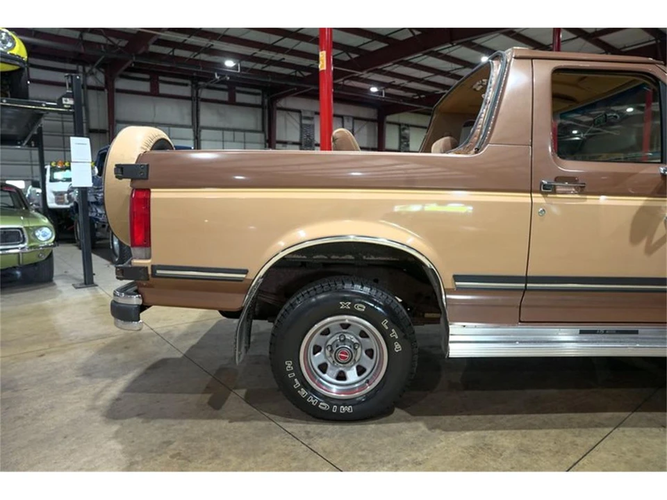 1987 Ford Bronco 4th Gen - Image 9 of 31