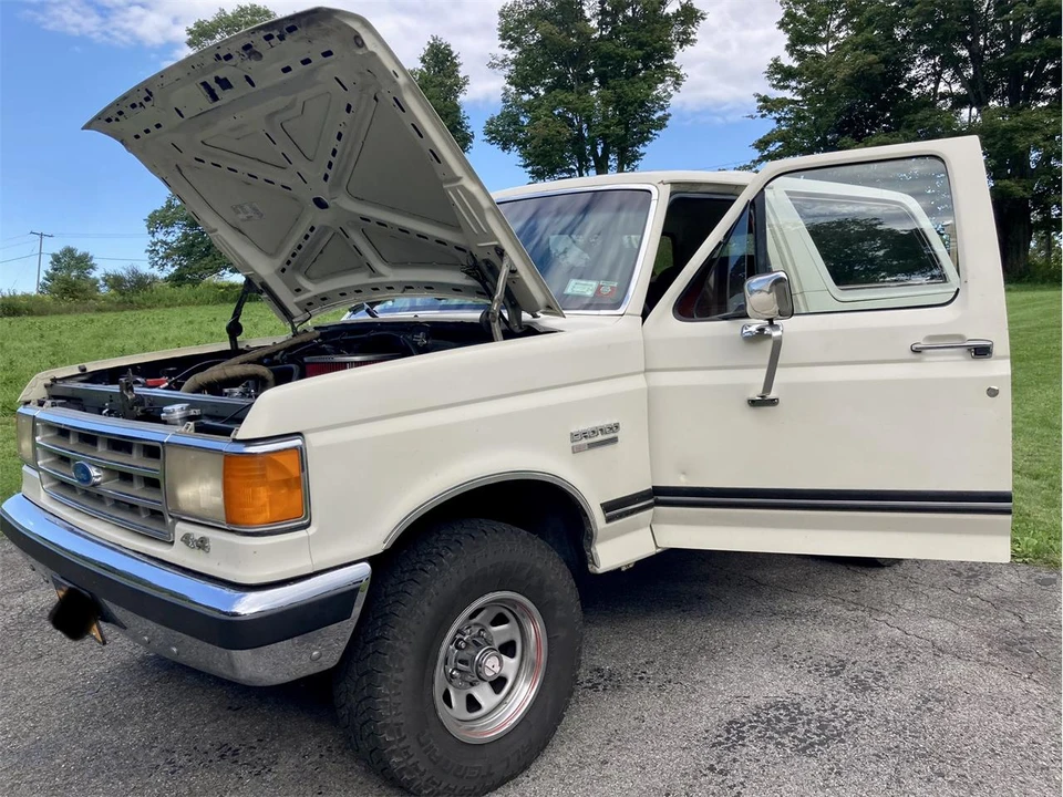 1987 Ford Bronco 4th Gen - Image 25 of 31