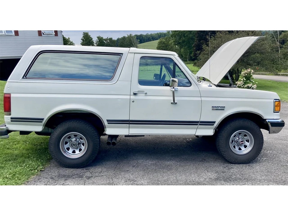 1987 Ford Bronco 4th Gen - Image 23 of 31