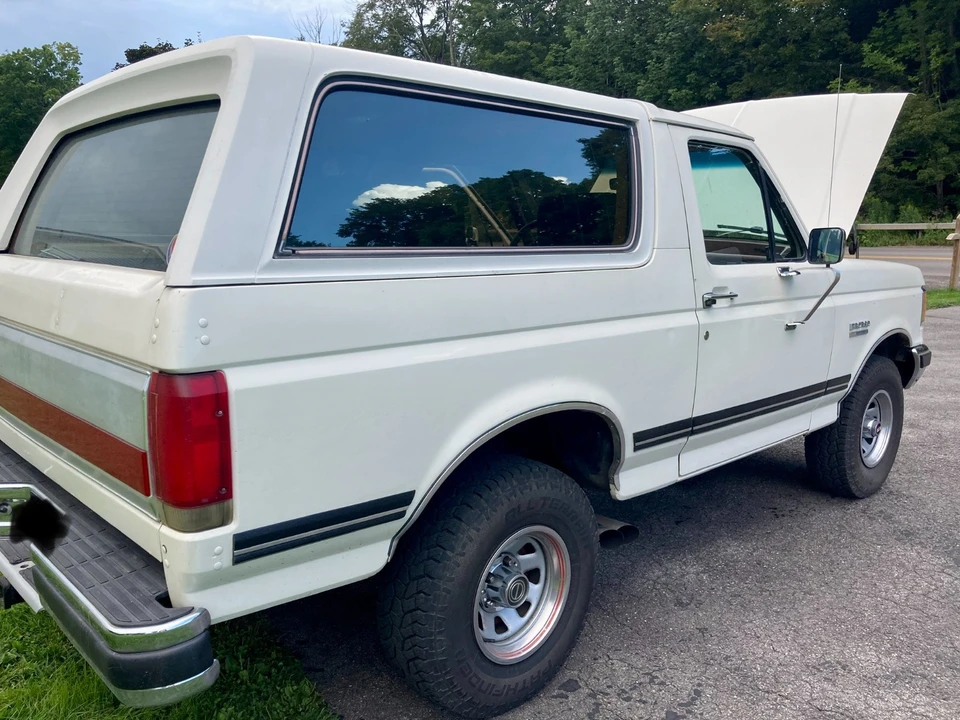 1987 Ford Bronco 3rd Gen - Image 7 of 21