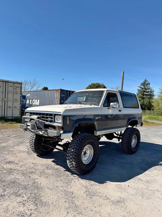 1987 Ford Bronco II - Image 2 of 10