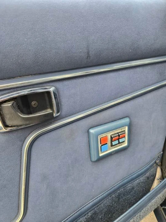1987 Ford Bronco II - Image 8 of 10