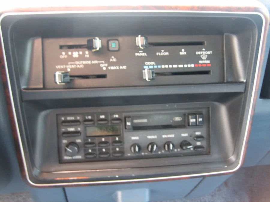 1987 Ford Bronco 4th Gen - Image 6 of 8