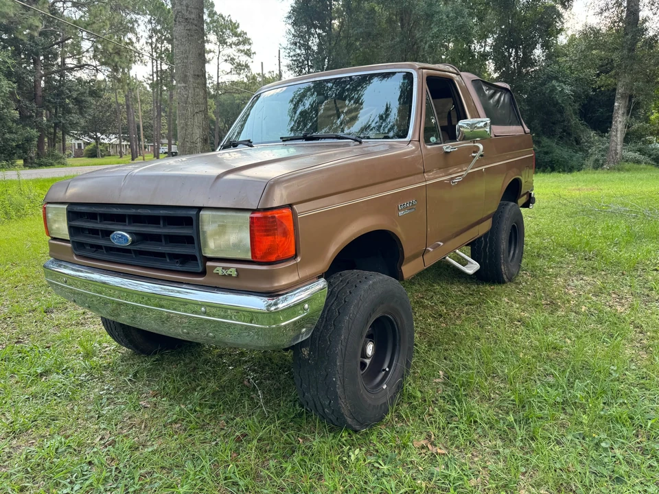 1987 Ford Bronco 4th Gen - Image 2 of 31