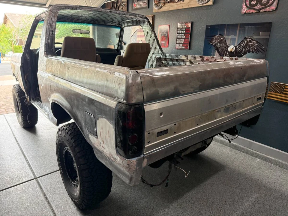 1987 Ford Bronco 4th Gen - Image 6 of 9
