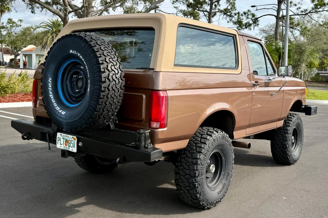 1987 Ford Bronco 4th Gen - Image 4 of 31