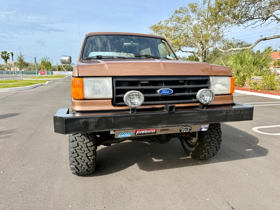 1987 Ford Bronco 4th Gen - Image 16 of 31