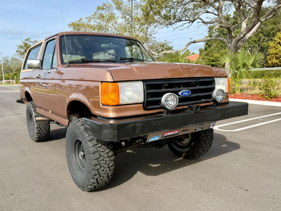 1987 Ford Bronco 4th Gen - Image 15 of 31