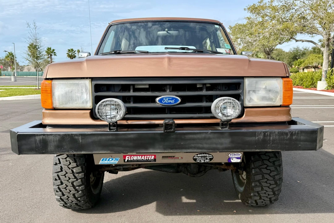 1987 Ford Bronco 4th Gen - Image 2 of 31