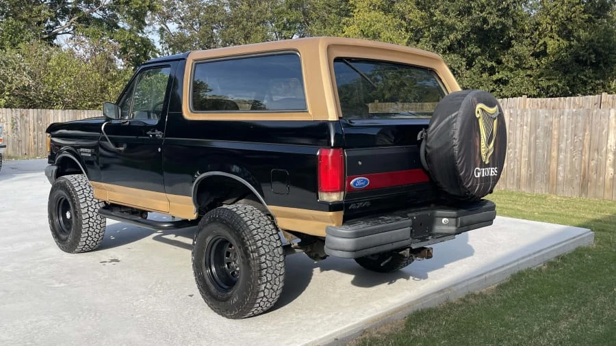 1987 Ford Bronco 4th Gen - Image 2 of 3
