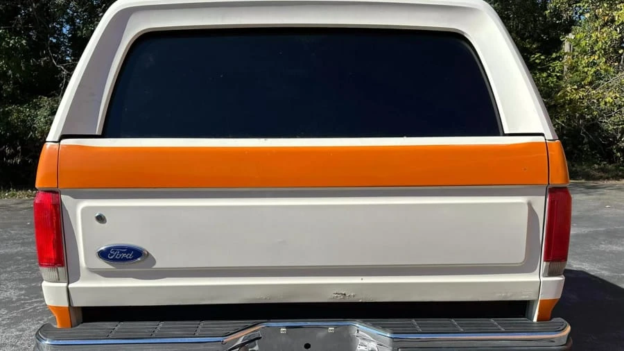 1987 Ford Bronco 4th Gen - Image 5 of 18