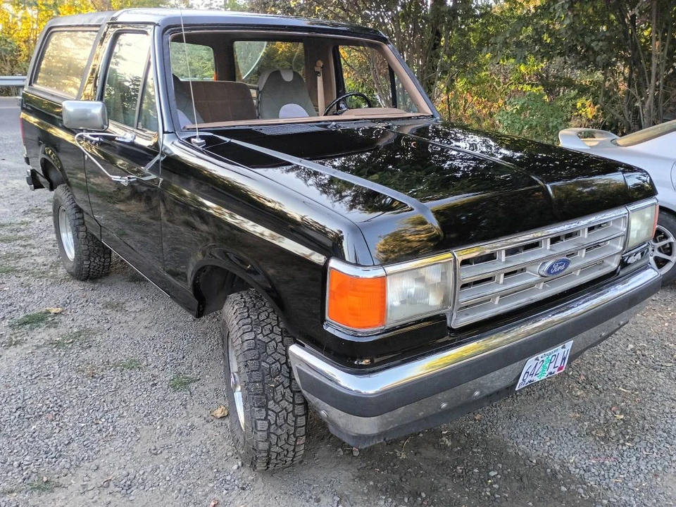 1987 Ford Bronco 4th Gen - Image 10 of 13