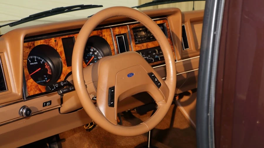 1987 Ford Bronco II - Image 11 of 12