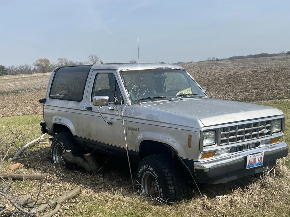 1987 Ford Bronco II - Image 4 of 4