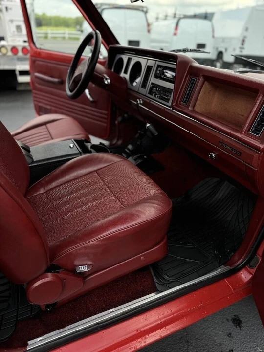 1987 Ford Bronco II - Image 16 of 20