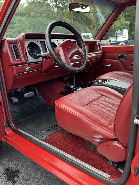 1987 Ford Bronco II - Image 10 of 20